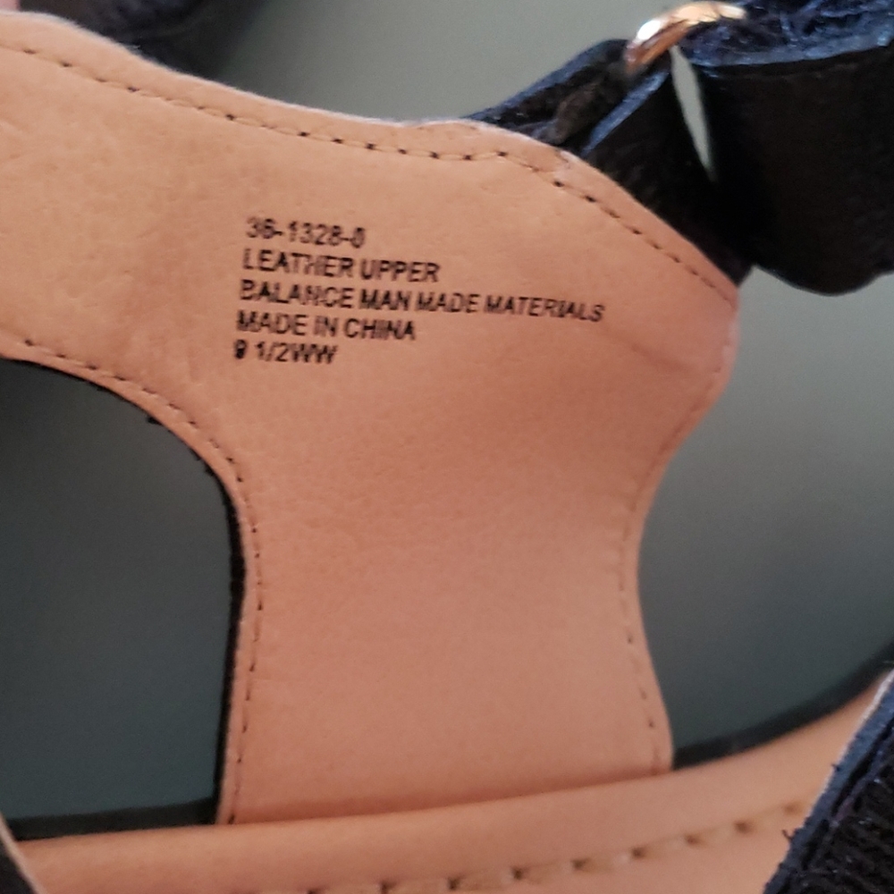COMFORTVIEW WW BLACK SANDALS - Picture 6 of 10